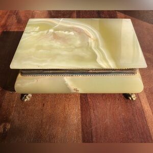 Stunning Italian Onyx MCM jewelry box, brass lion’s feet, purple velvet Large